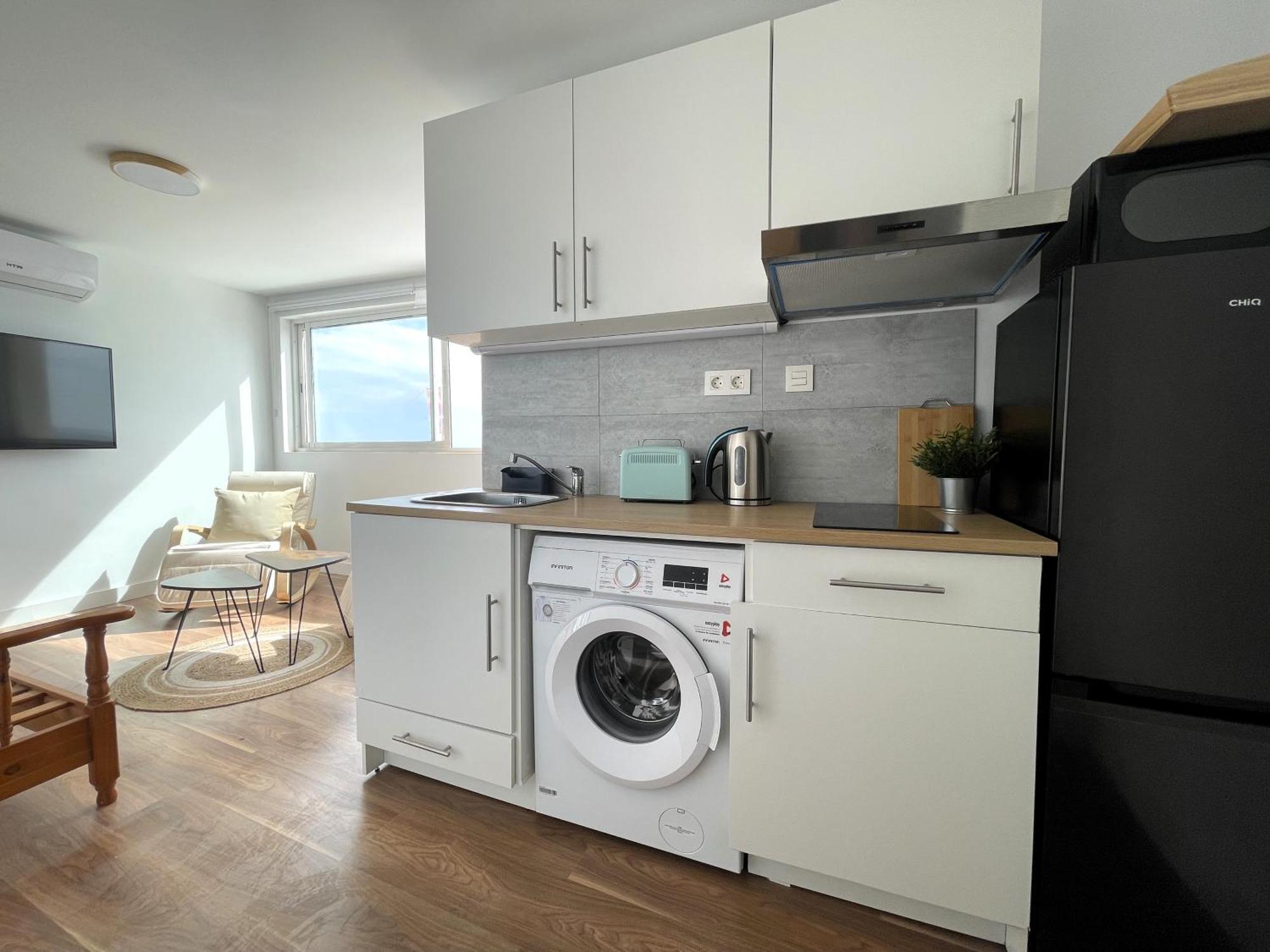Apartamento Calma Carihuela Beach - 10 Metros De La Playa Torremolinos Dış mekan fotoğraf