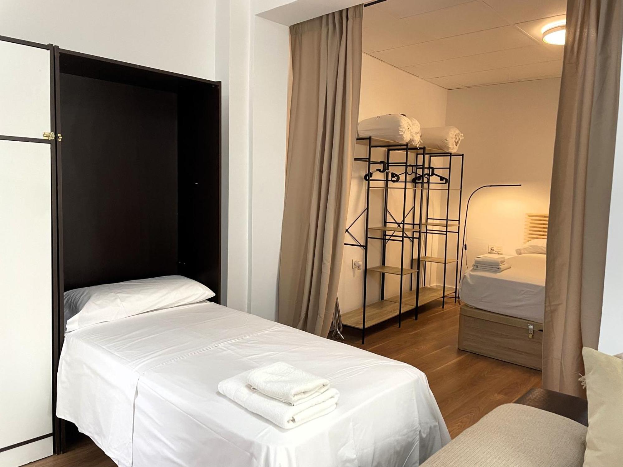 Apartamento Calma Carihuela Beach - 10 Metros De La Playa Torremolinos Dış mekan fotoğraf